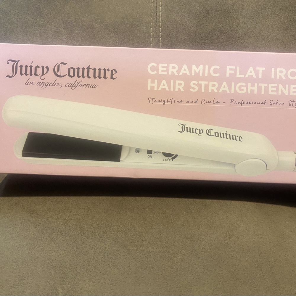 Juicy Couture Flat Iron